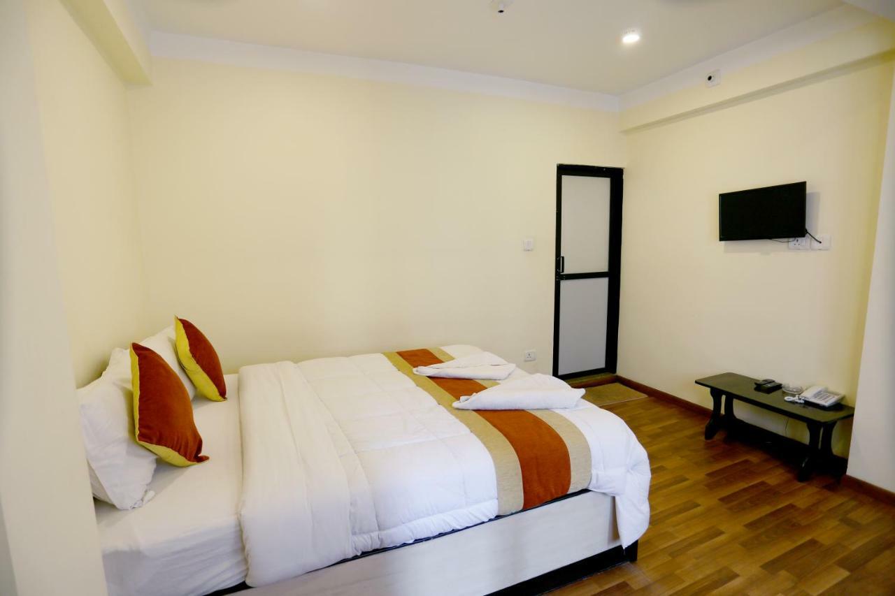 Hotel Sweet Town Kathmandu Exterior photo